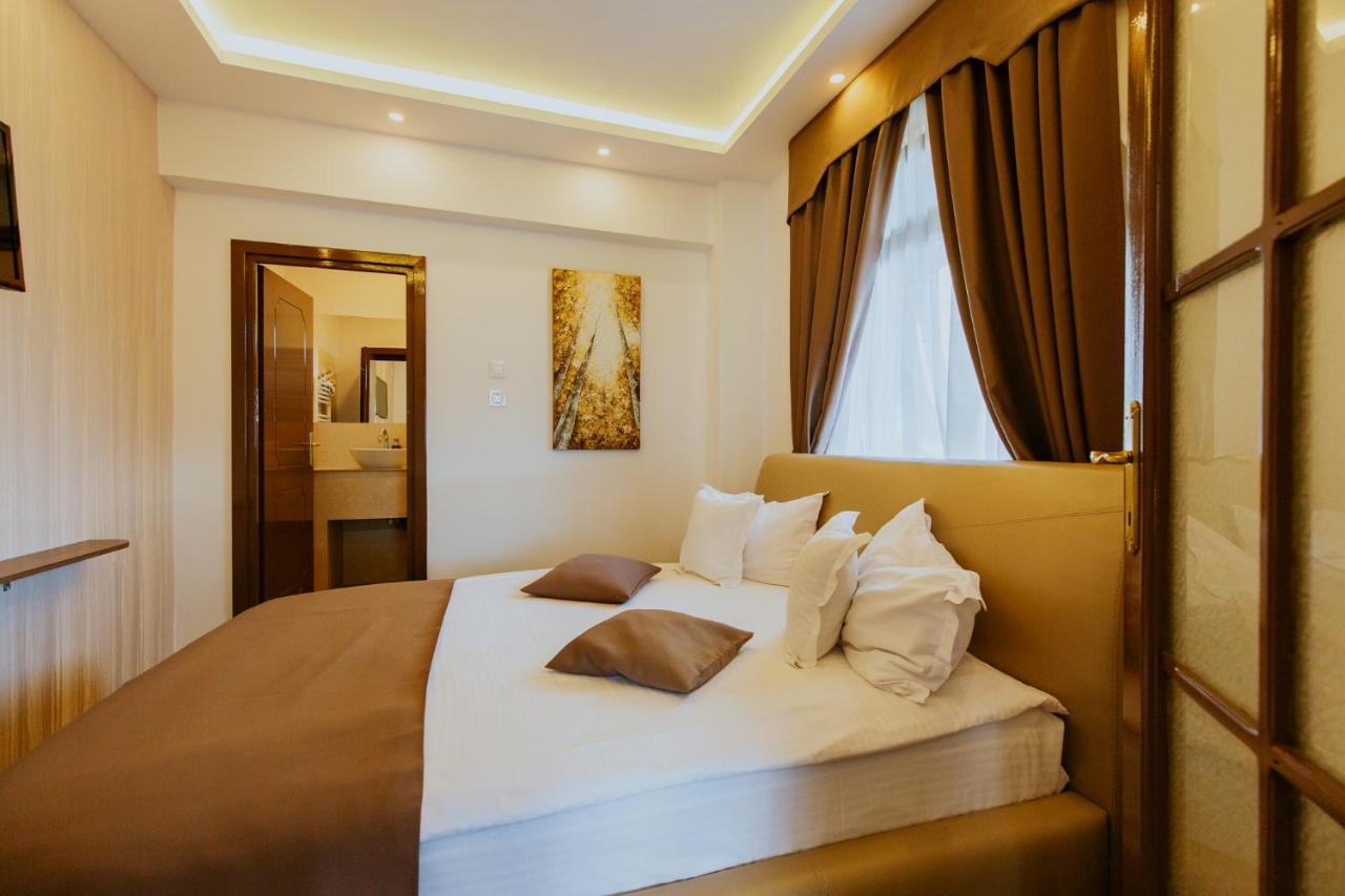 Hotel Restaurant Park ميركورا تشيوك المظهر الخارجي الصورة